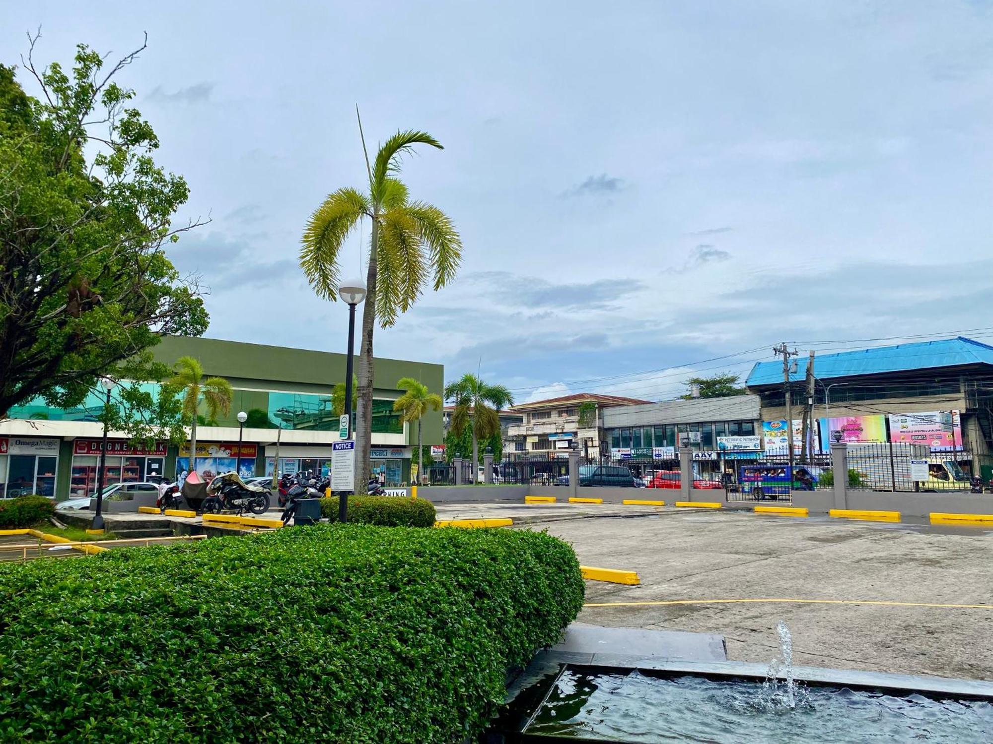 Circle Inn Hotel And Suites Bacolod Eksteriør bilde