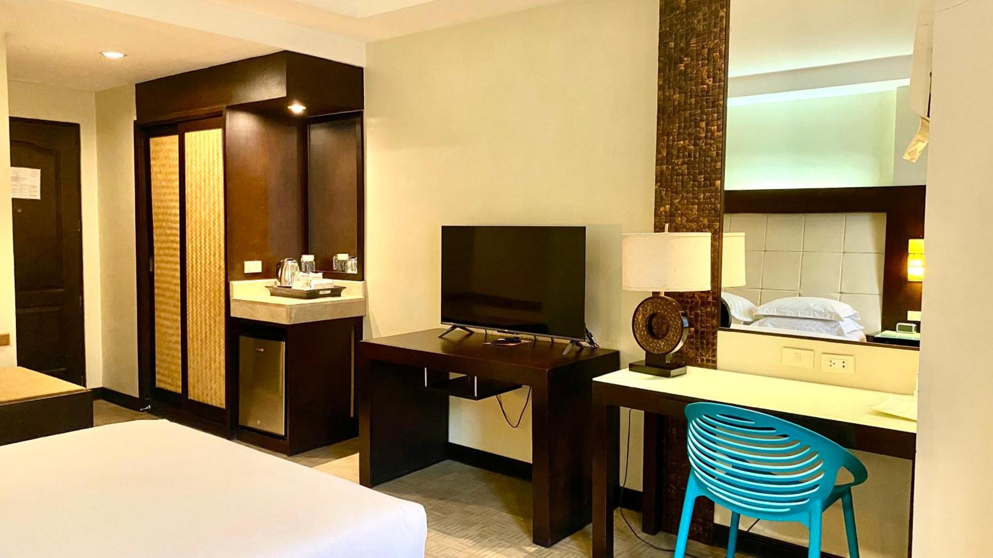 Circle Inn Hotel And Suites Bacolod Eksteriør bilde