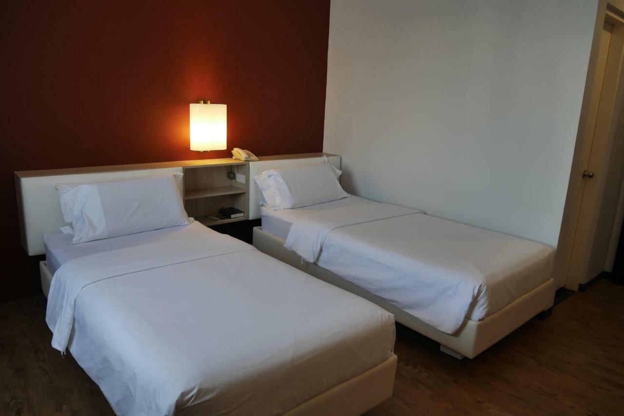 Circle Inn Hotel And Suites Bacolod Eksteriør bilde